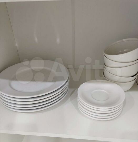 2-к. квартира, 58 м², 1/10 эт.