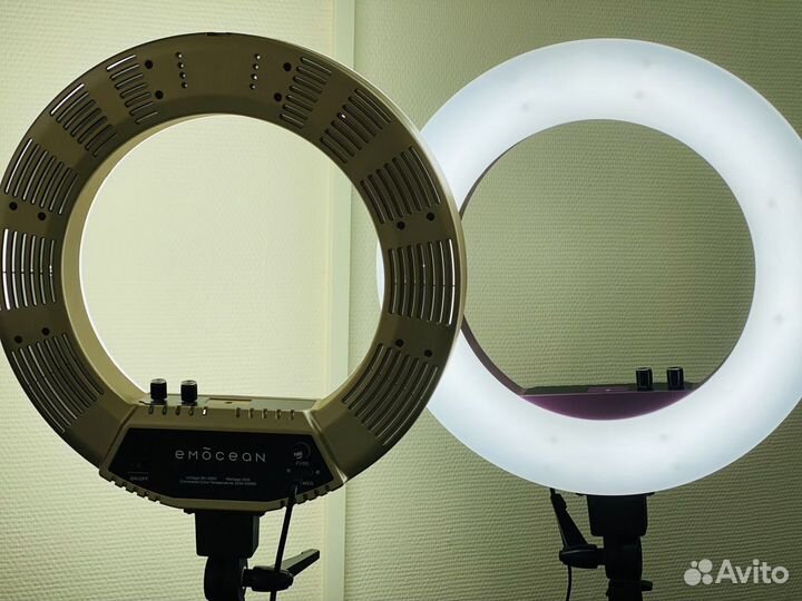 Светодиодная кольцевая лампа Pro Light emocean