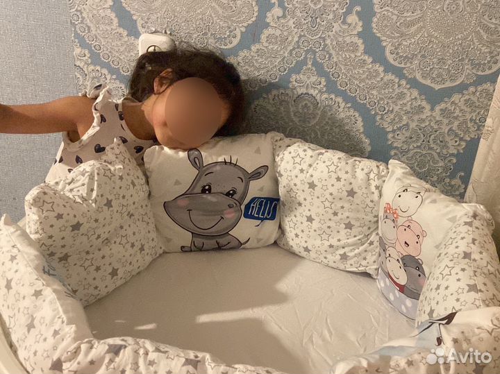 Подушка-позиционер бортики на кроват