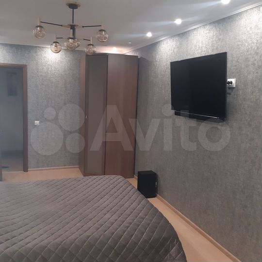 2-к. квартира, 63 м², 2/17 эт.