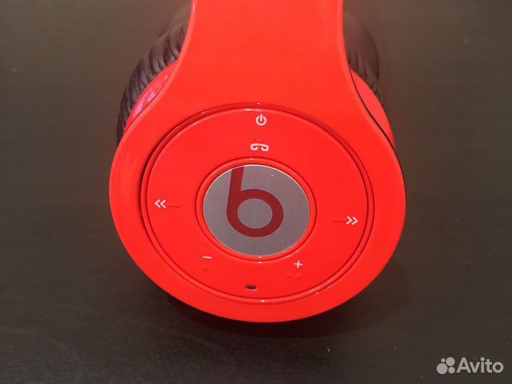 Беспроводные наушники Beats wireless