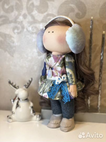Кукла интерьерная