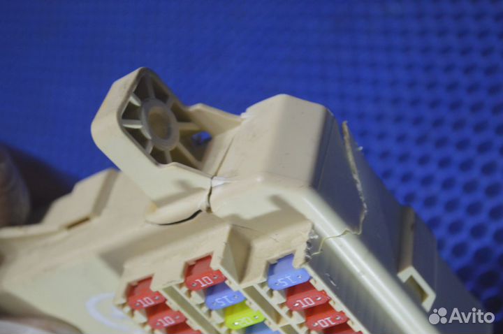 Блок предохранителей Kia Ceed ED 2007-2012