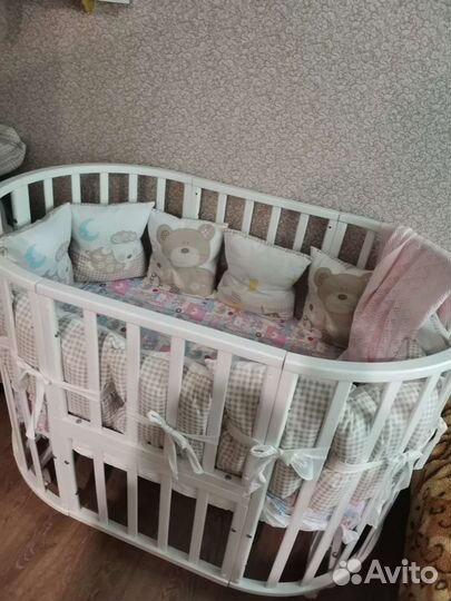 Детская кроватка трансформер с маятником