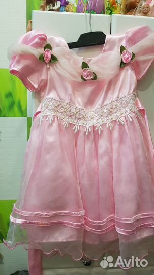 Красивое нарядное платье