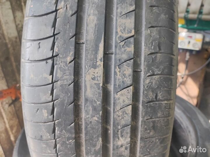 Michelin Latitude Sport 245/45 R20