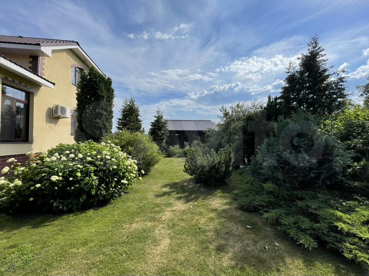 Дом 314 м² на участке 16 сот.