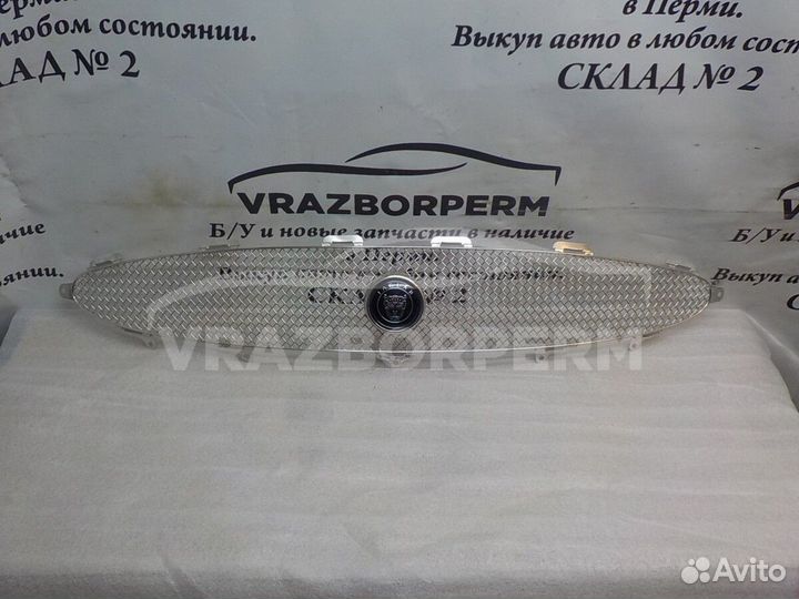 Решетка радиатора Jaguar XK