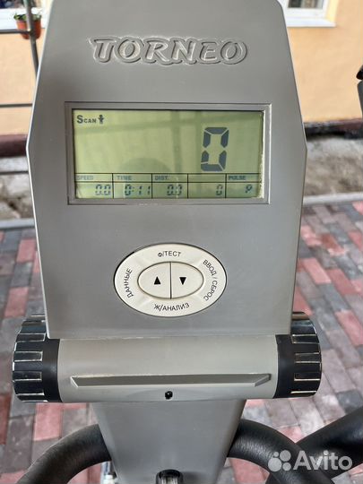 Эллиптический тренажер torneo