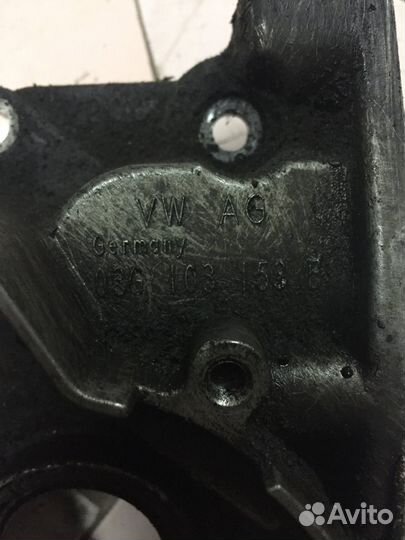 Крышка двигателя, передняя Volkswagen Crafter 2.0