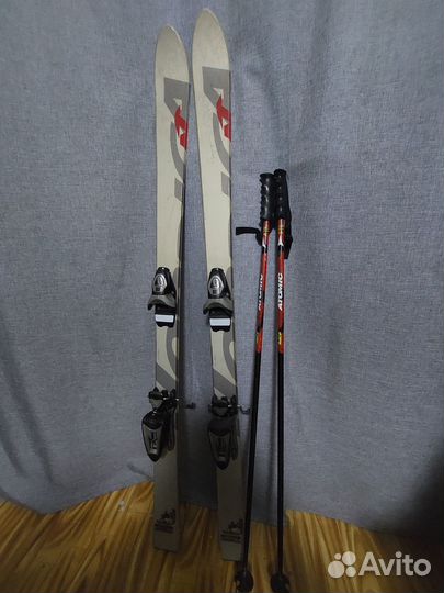 Горнолыжный комплект для ребенка