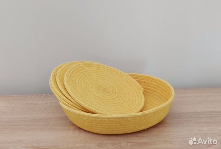 Корзина интерьерная с подстаканиками