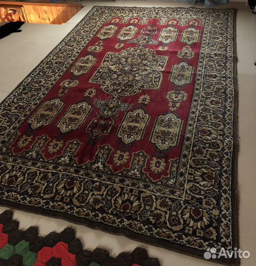 Большой шерстяной ковер 315х200