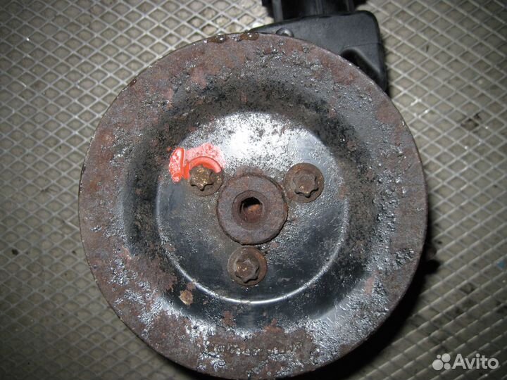 Насос гур Мерседес Вито W638