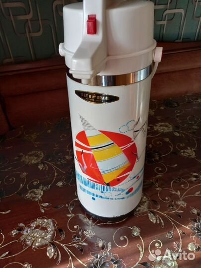 Термос с помпой китайский времен СССР