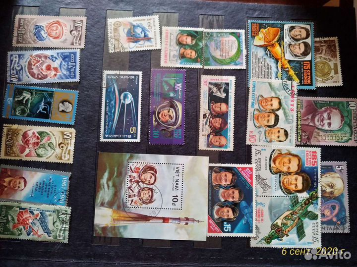 2 альбома марок