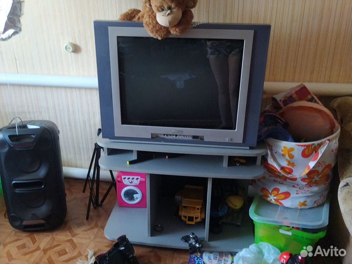 Телевизор 
