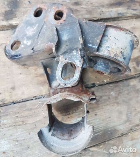 Подушки двигателя mazda 626, 2л