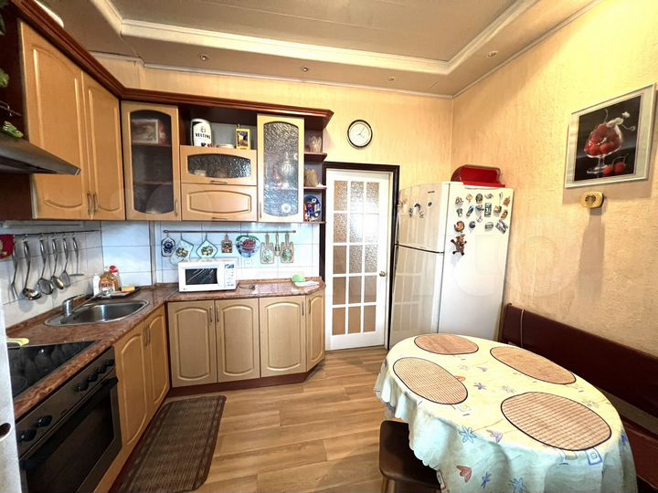 2-к. квартира, 77,2 м², 5/6 эт.