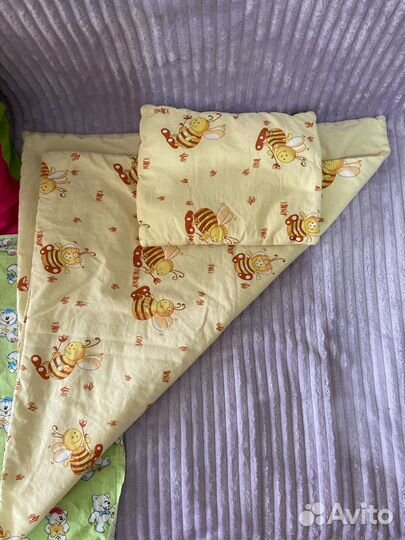 Детское одеяло и подушка в кроватку и коляску