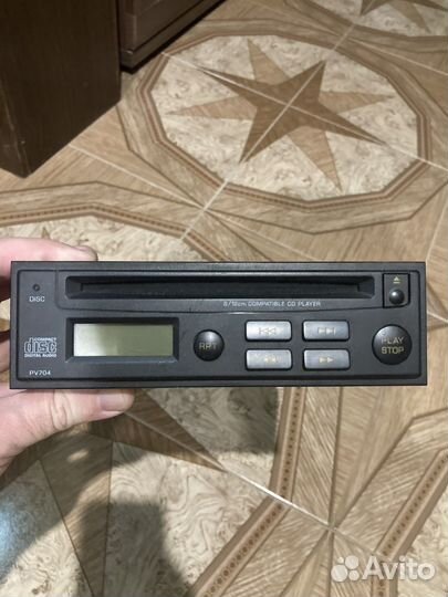 CD проигрователь Ниссан Сани 2002г