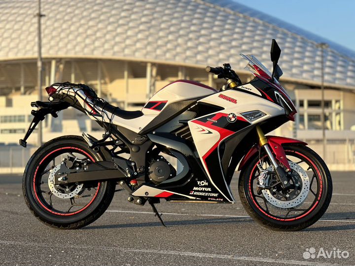 Электромотицикл Ямаха р3