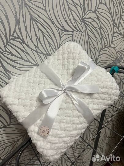 Плед плюшевый вязаный