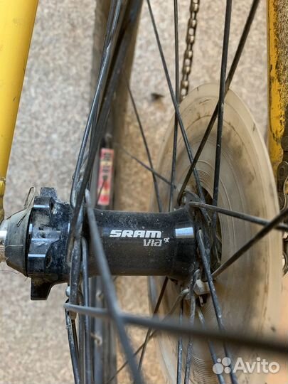 Велосипед specialized