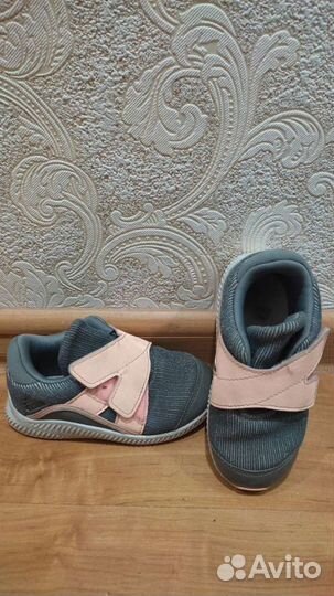 Кросовки Адидас на девочку размер по стельке 17см
