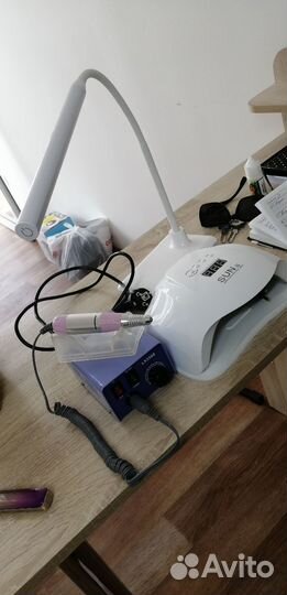 Аппарат маникюрный, лампы, пылесос