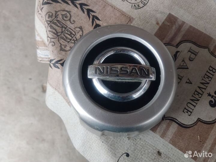 Колпак ступицы колеса Nissan Patrol Y61