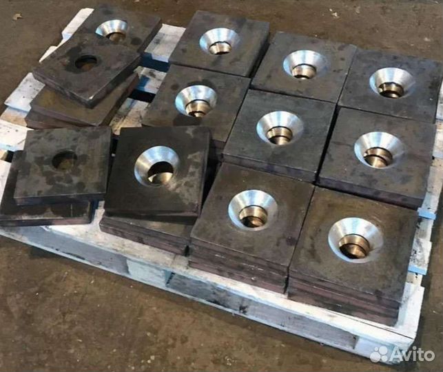 Детали закладные