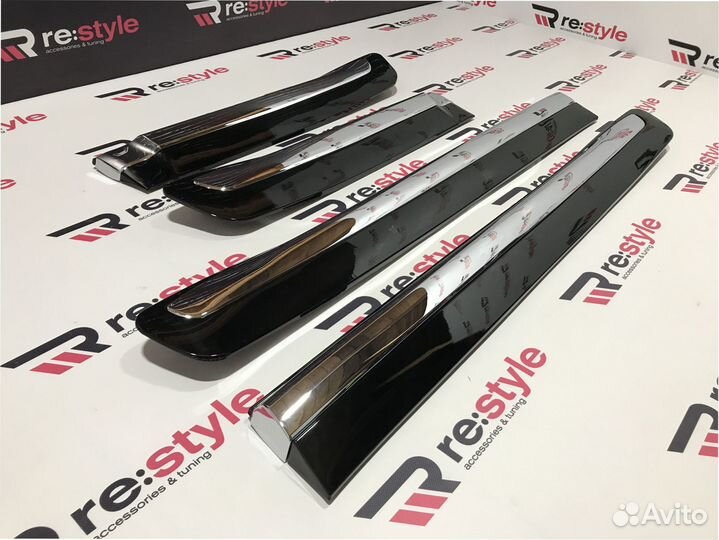 Молдинги дверей Lexus LX570 2012-2015 K611