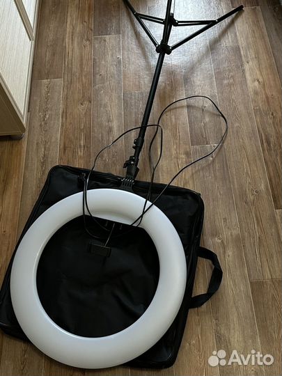 Кольцевая лампа со штативом 54 см