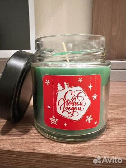 Свеча с ароматом хвои