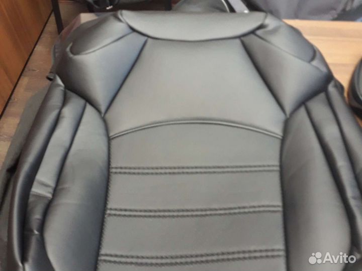 Кожаные чехлы на rav4 50 2021