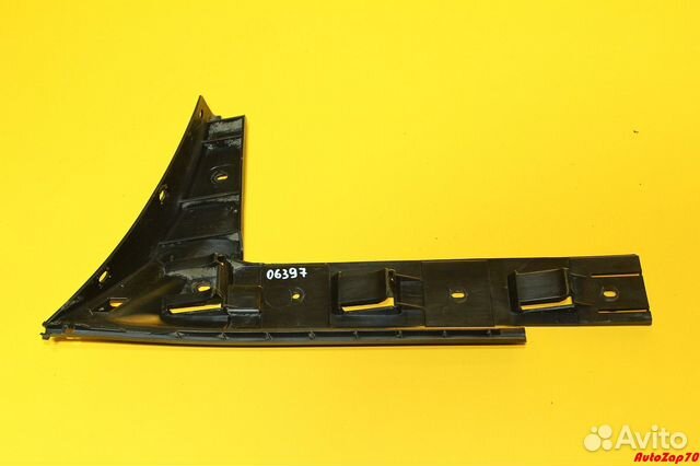 VW Phaeton Кронштейн заднего бампера правый