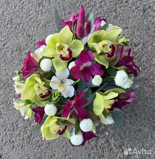 Букет из орхидей