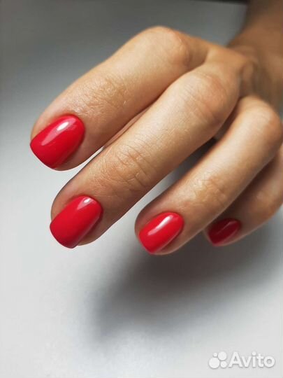 Мастер маникюра и педикюра