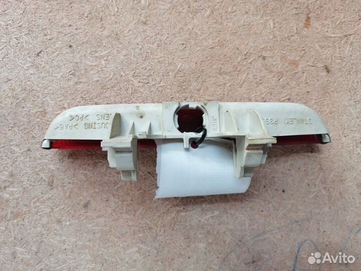 Стоп-сигнал дополнительный задний Mazda 3 BK LF