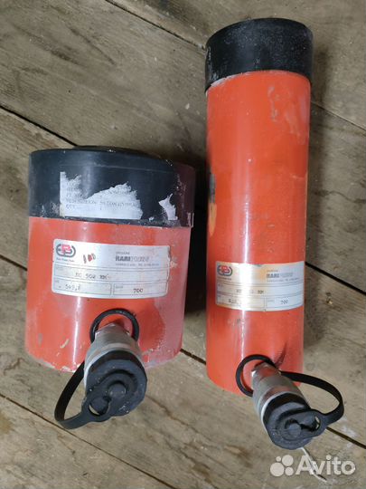 Домкрат гидравлический