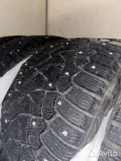 Pirelli Ice Zero 245/40 R20 и 275/35 R20