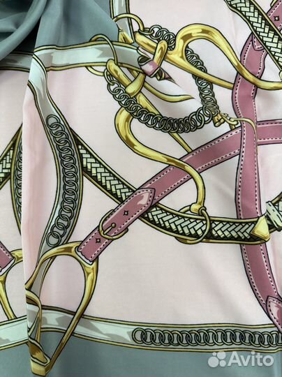 Шековый платок новый