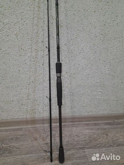 Продам спиннинг