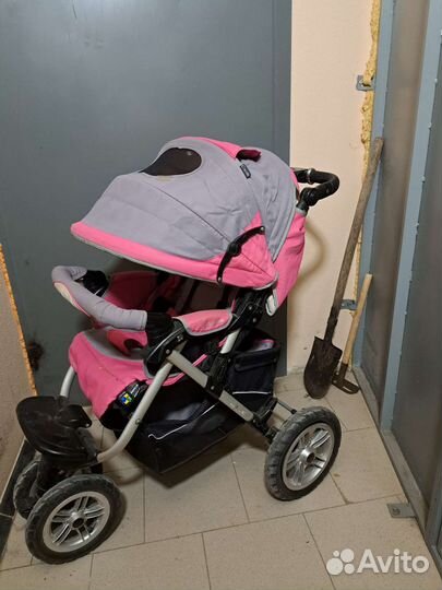 Прогулочная коляска capella