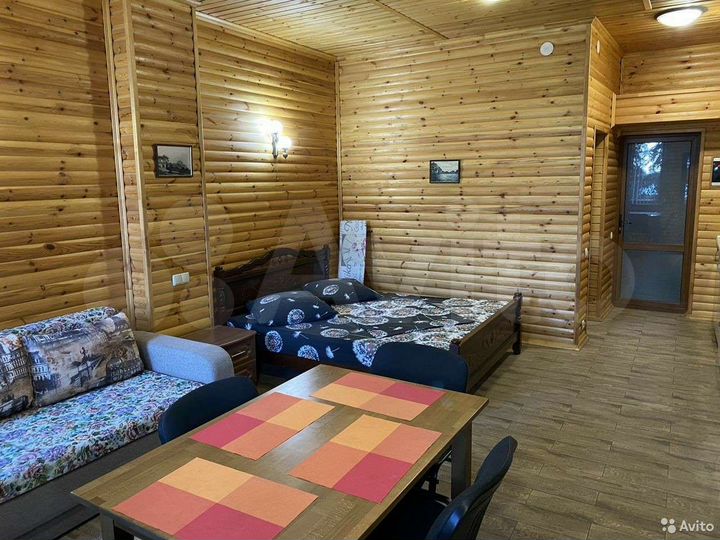 Комната 33 м², 2/3 эт.