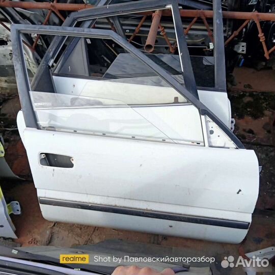 Дверь Toyota Corolla E90