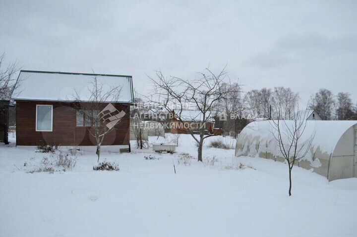 Дача 20 м² на участке 9 сот.