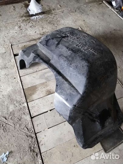 Подкрылок газ 3110 029 п. п