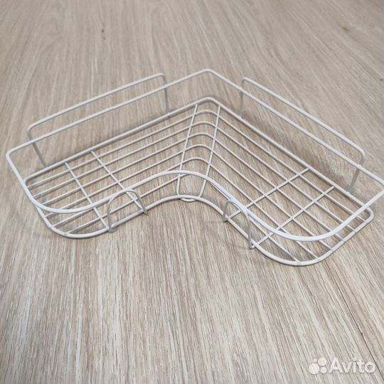 Угловая полка для ванной